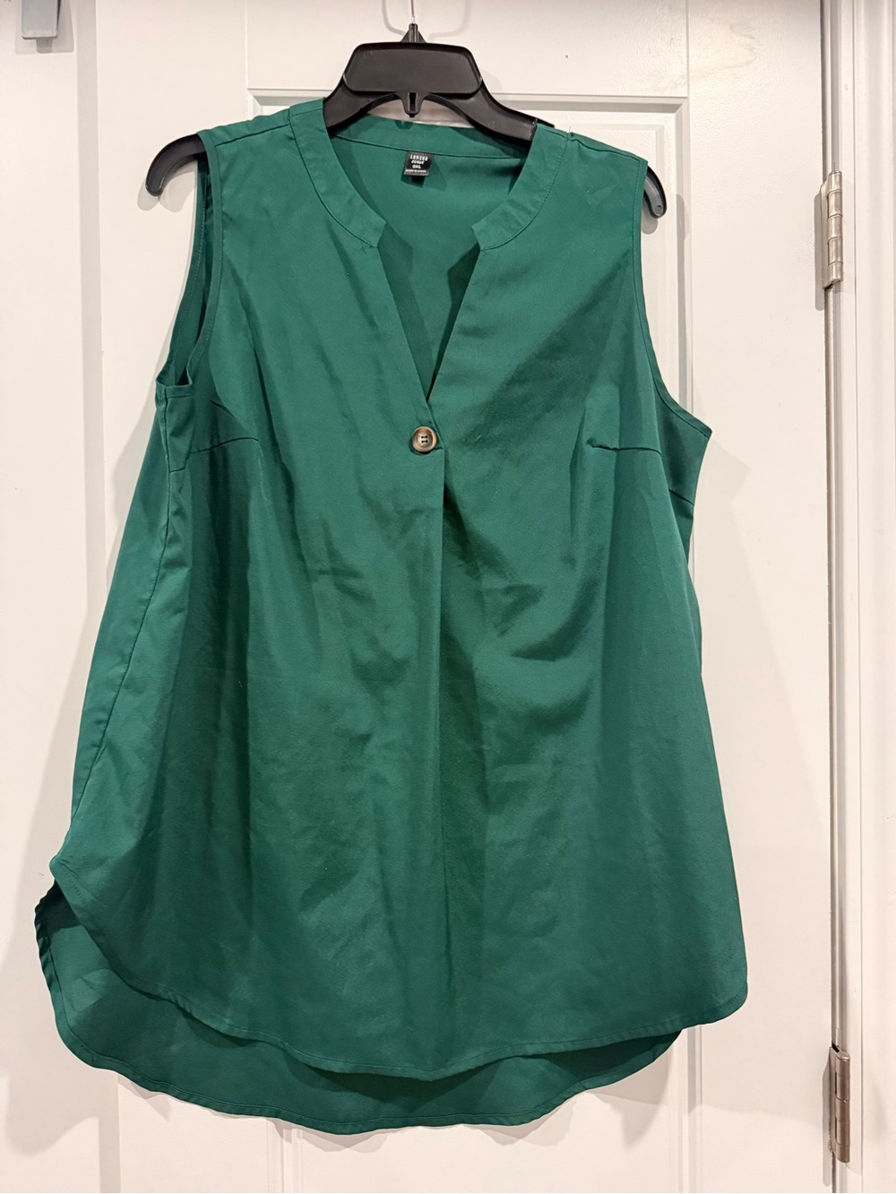 Emerald Green Sleeveless Button-Front Blouse - Women Tops
